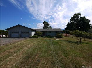 2536 E Bay St, Port Angeles, WA 98362