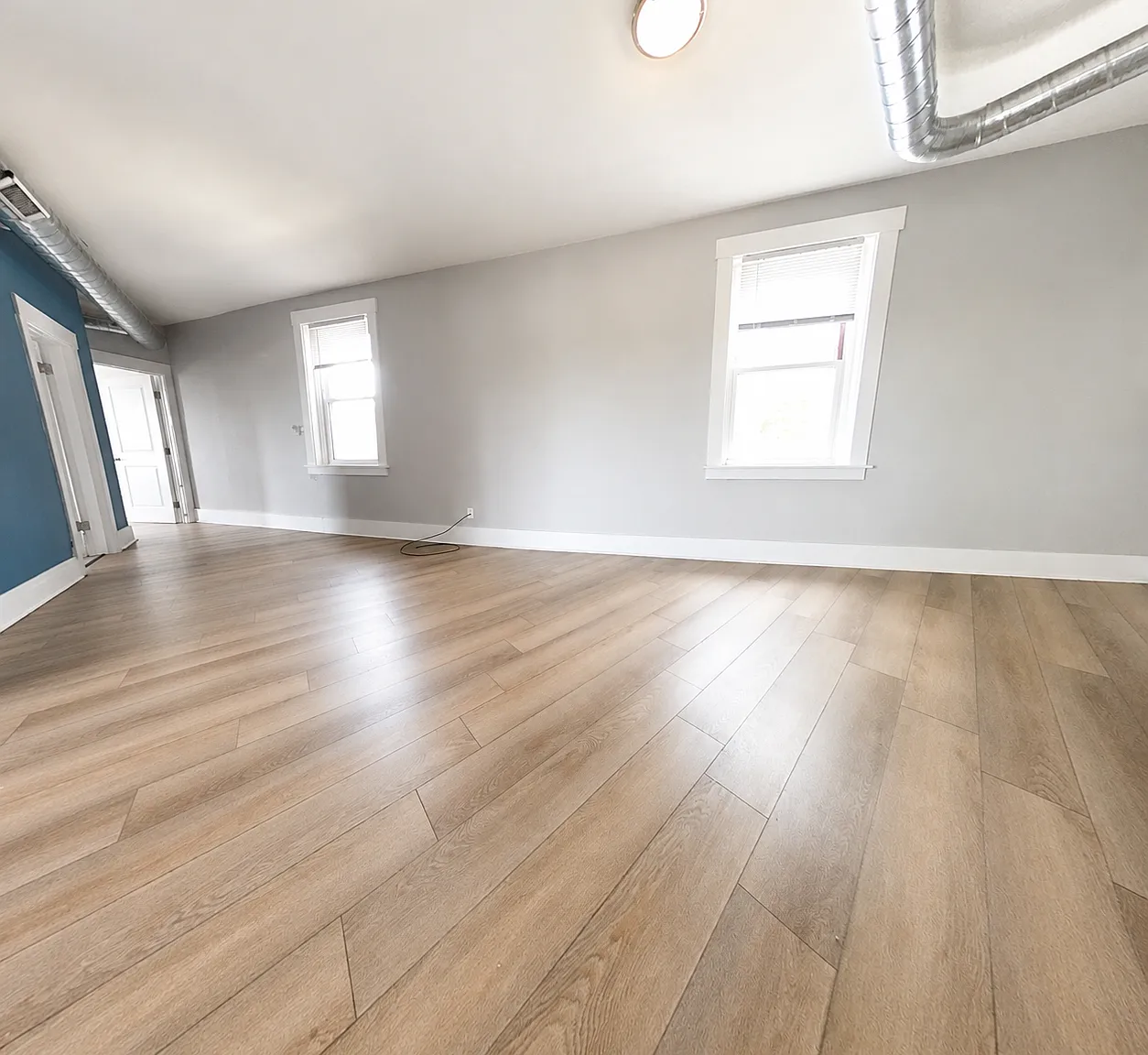 2 bed, 850 sqft, $1,145 — Photo 2
