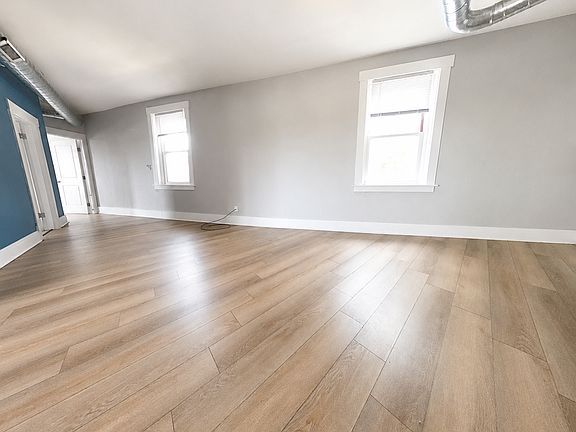 2nd image of 1703 Broadway Ave Unit 201