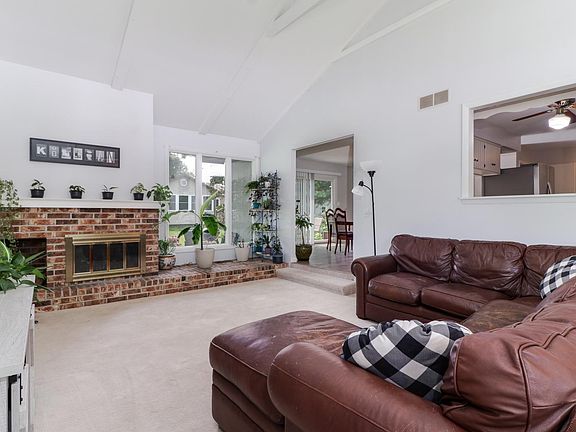 4th image of 2807 Wellington Way