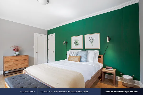 Rented by The Blueground | media 54