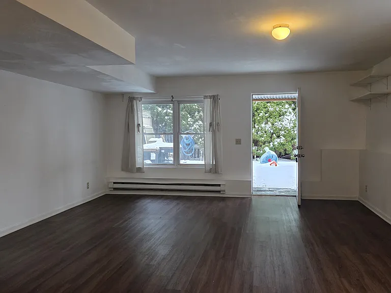 83 West Ave — Photo 4