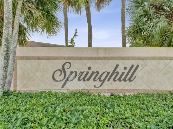 5127 Woodstone Cir E, Lake Worth, FL 33463