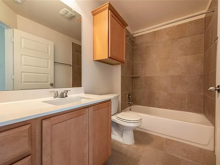 1620 Bryant Dr #2102 — Photo 11
