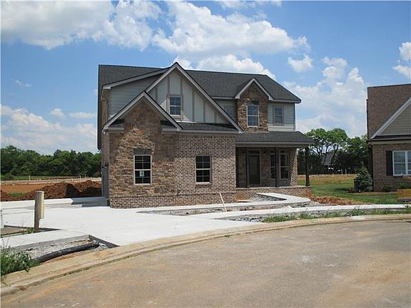 3rd image of 3020 Palomar Dr