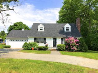 91 Carleton St, Haverhill, MA 01832