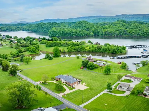 20484 Lake Rd, Abingdon, VA 24211