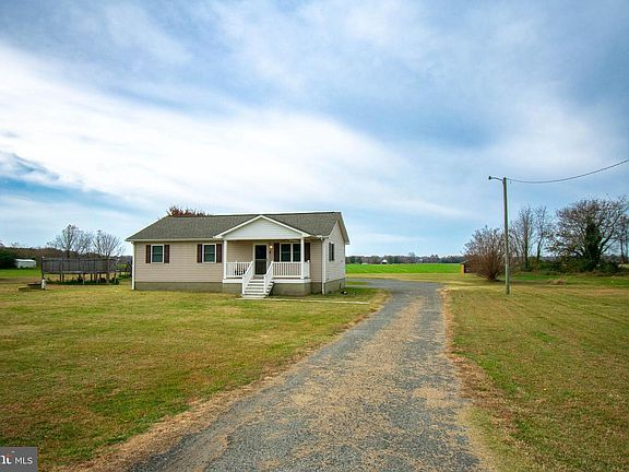 4th image of 240 Sonnet Ln