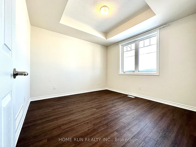 1682 Maple Grove Rd — Photo 2