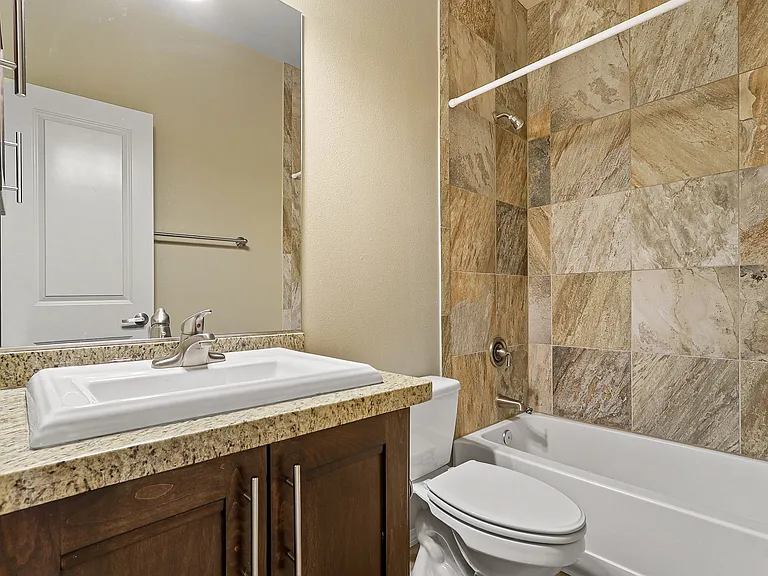 5501 N Stanton St #18 — Photo 26