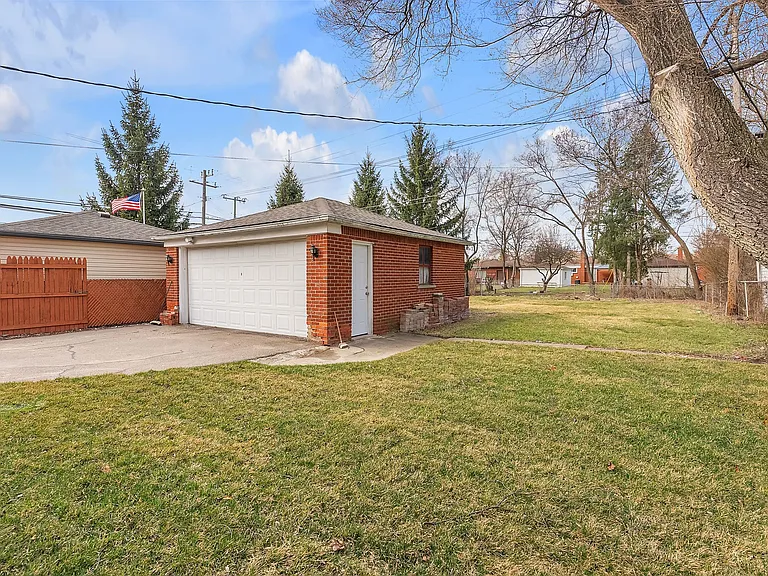 4208 Pardee Ave #1 — Photo 10