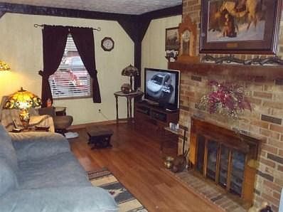 5th image of 104 Patti Dr