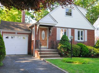 85 Virginia Ave, Dumont, NJ 07628
