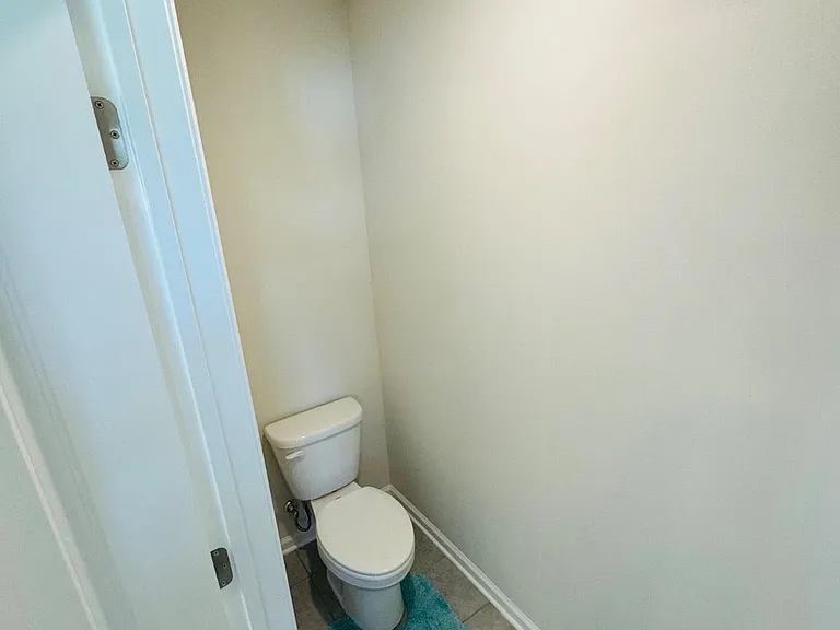223 Seven Springs Ln — Photo 14