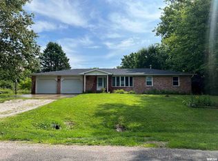 5 Raleigh Ave, Mackinaw, IL 61755