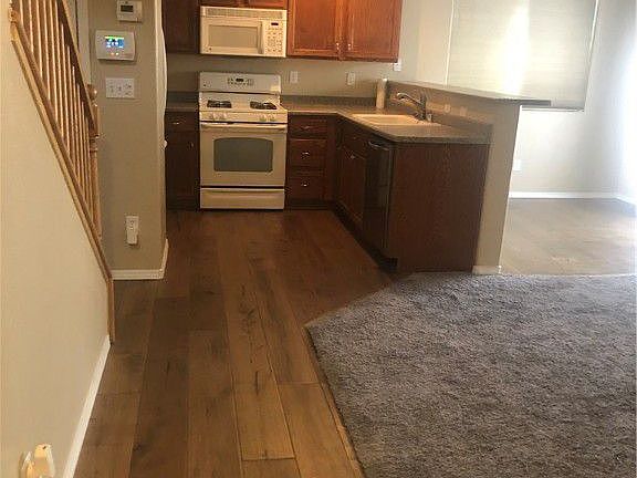 2nd image of 8341 New Leaf Ave