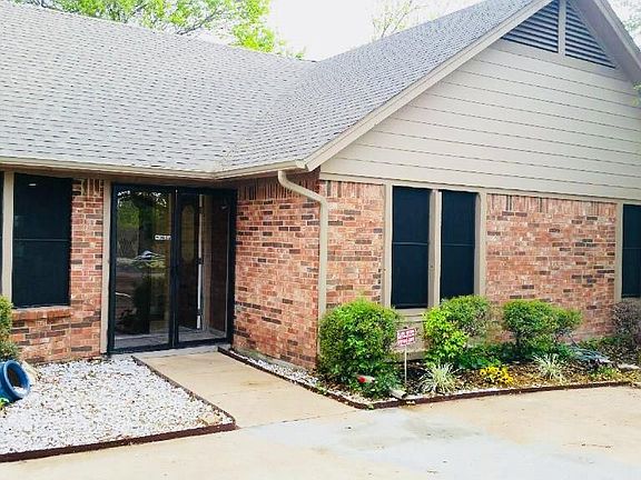 2nd image of 8725 Hidden Hill Dr