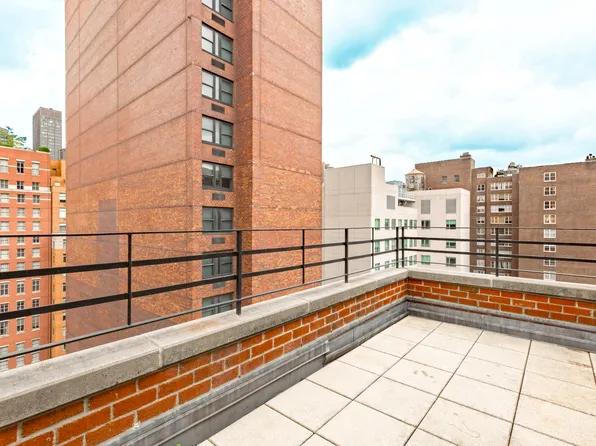 141 East 33rd Street image 1 of 12