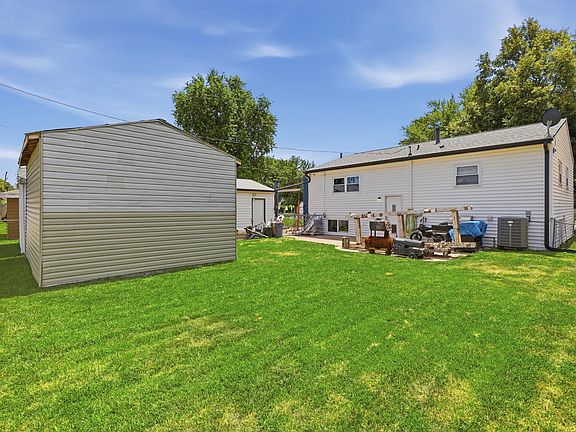 2nd image of 1110 Mayper Dr