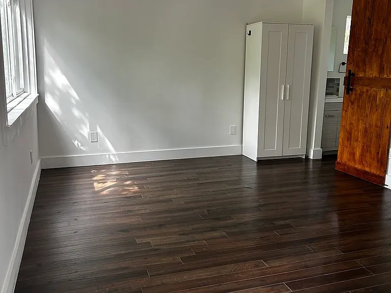 1411 Berene Ave #2 — Photo 10