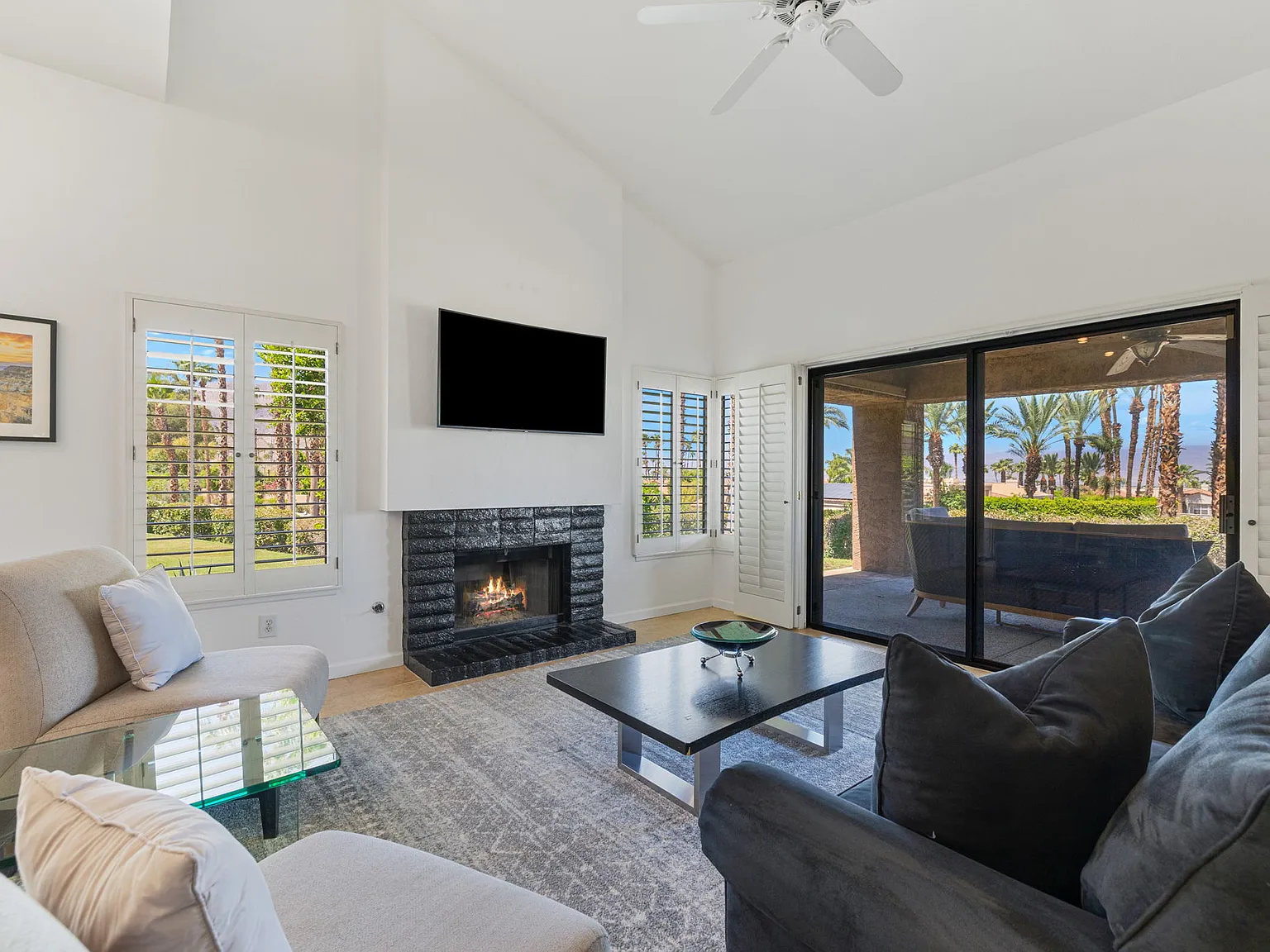 3 bed, 1745 sqft, $9,000 — Photo 2