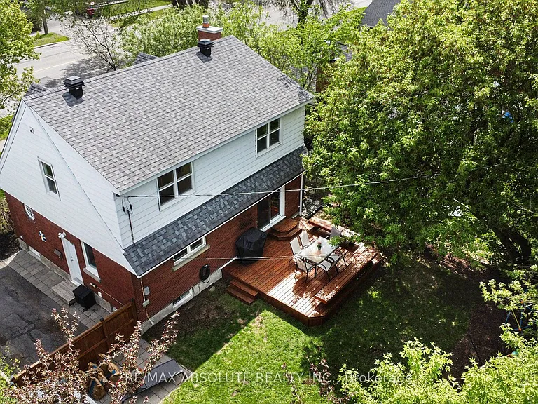 805 Smyth Rd — Photo 34