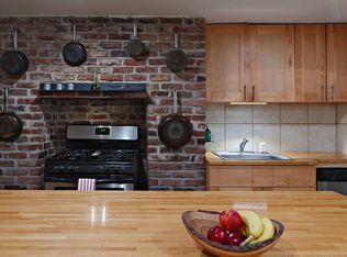 150 Dekalb Ave #2, Brooklyn, NY 11217