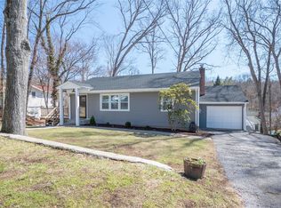 69 Aqueduct Rd, Garrison, NY 10524