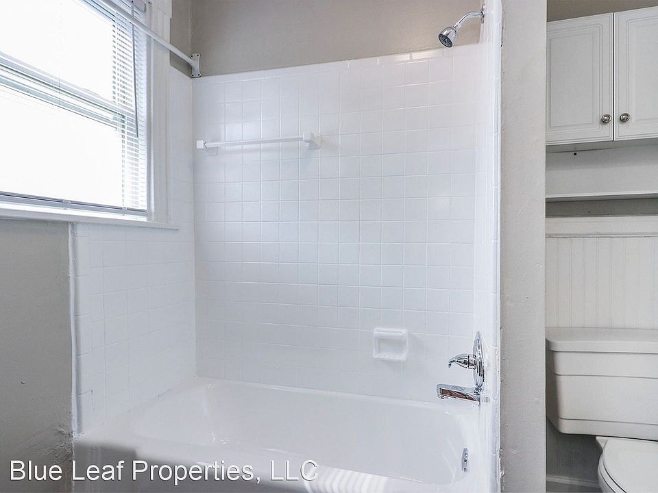 1st image of 201 E Bessemer Ave Unit 7