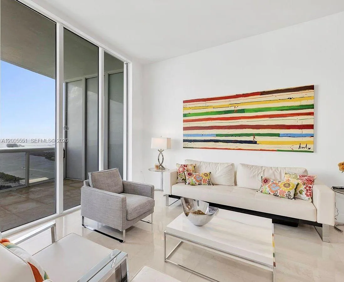 Tdr Tower Iii Condo — Photo 3