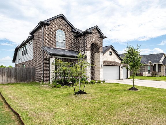 2nd image of 11919 Champions Forest Dr