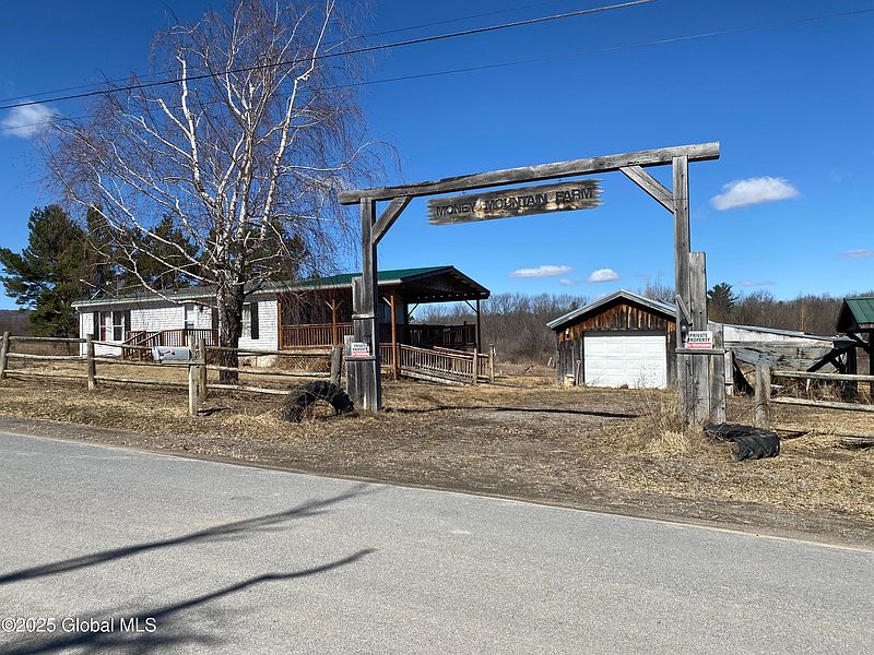 3rd image of 414 Indian Trail Road