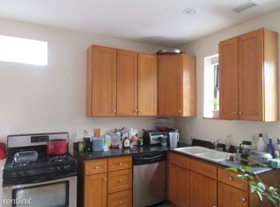 5305 S Blackstone Ave, Chicago, IL 60615