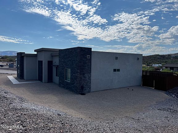 4th image of 48336 N 27 Avenue