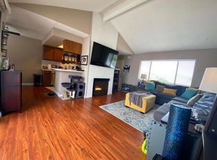 17062 Leslie Ln, Huntington Beach, CA 92649