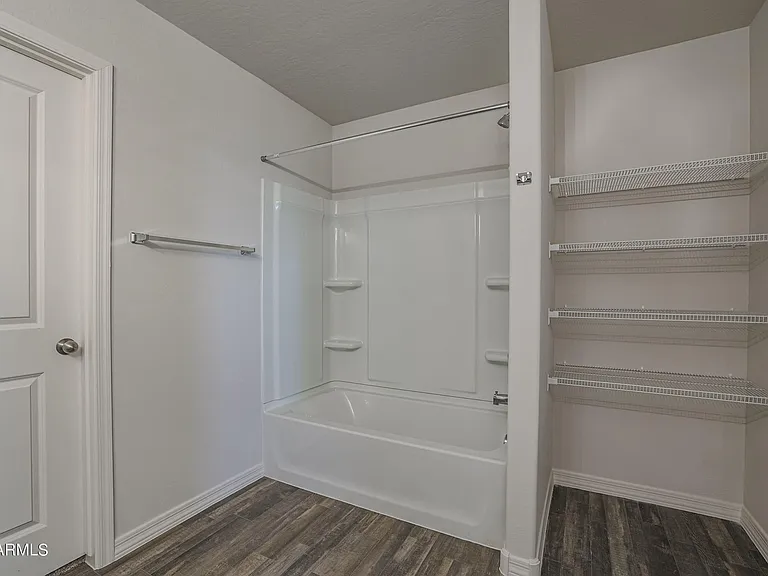 110 E Impala Pl — Photo 15