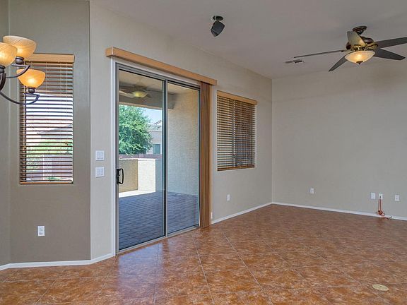 3rd image of 1113 W Bosch Dr