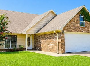 136 Garden Terrace Dr, Oxford, MS 38655