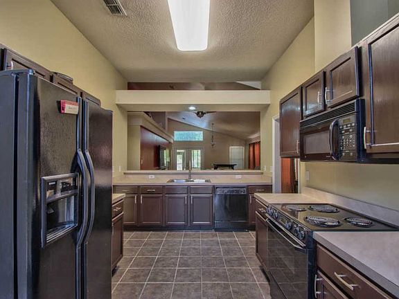 5th image of 1588 China Grove Trl