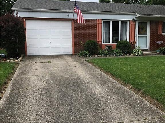3rd image of 308 Victoria Dr