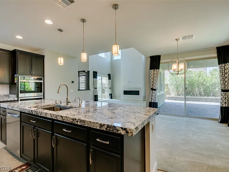 1027 Whitworth Ave — Photo 32