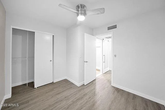 E Belleview Pl — Photo 45