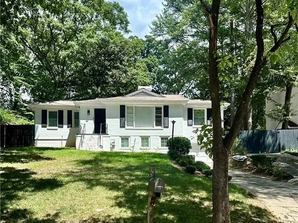 1821 Fernwood Rd NW, Atlanta, GA 30318