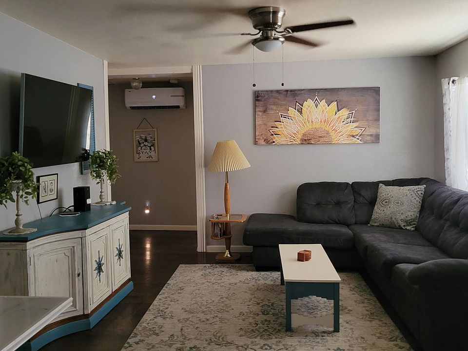 2nd image of 3264 N Frances Ct #B