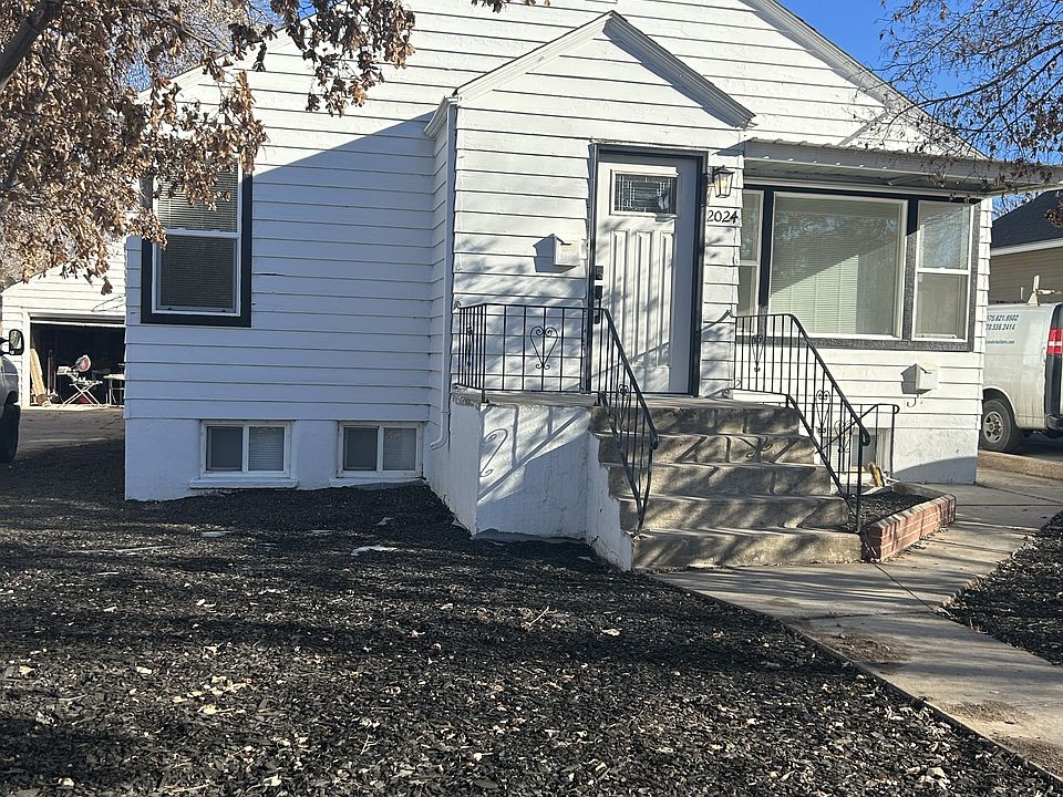 1st image of 2024 6th Ave #2