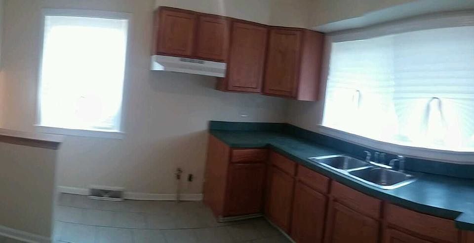 2nd image of 11001 S Eberhart Ave