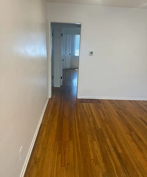 1814 N Hollywood Way #B — Photo 9