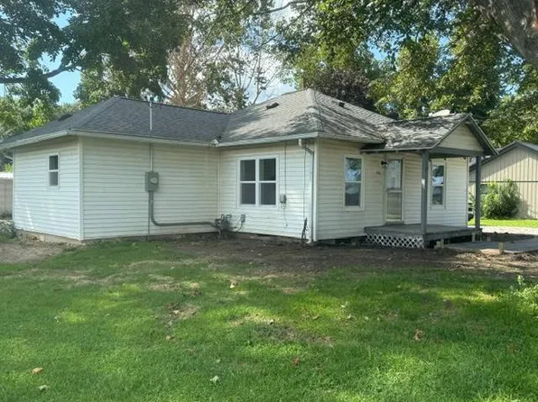 604 N Main St, Wayland, MO 63472