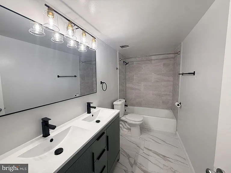 784 Quince Orchard Blvd #P2 — Photo 12