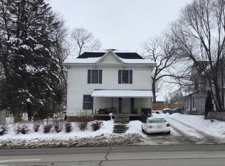 421 N Market St, Oskaloosa, IA 52577